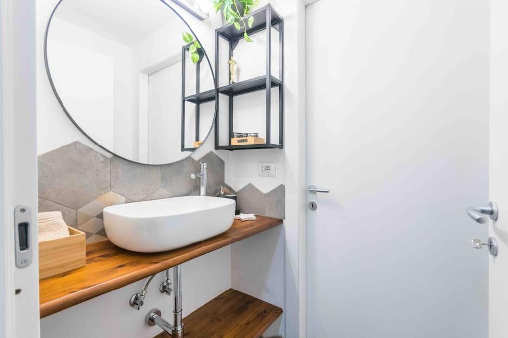 Hollywood Housein The Heart Of Turin Apartment Exterior foto